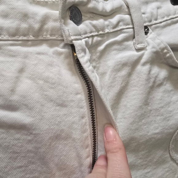 Vintage Levi's 951 Relaxed Fit Distressed Denim Shorts White Heart Orange Tab 10 - Picture 3 of 10